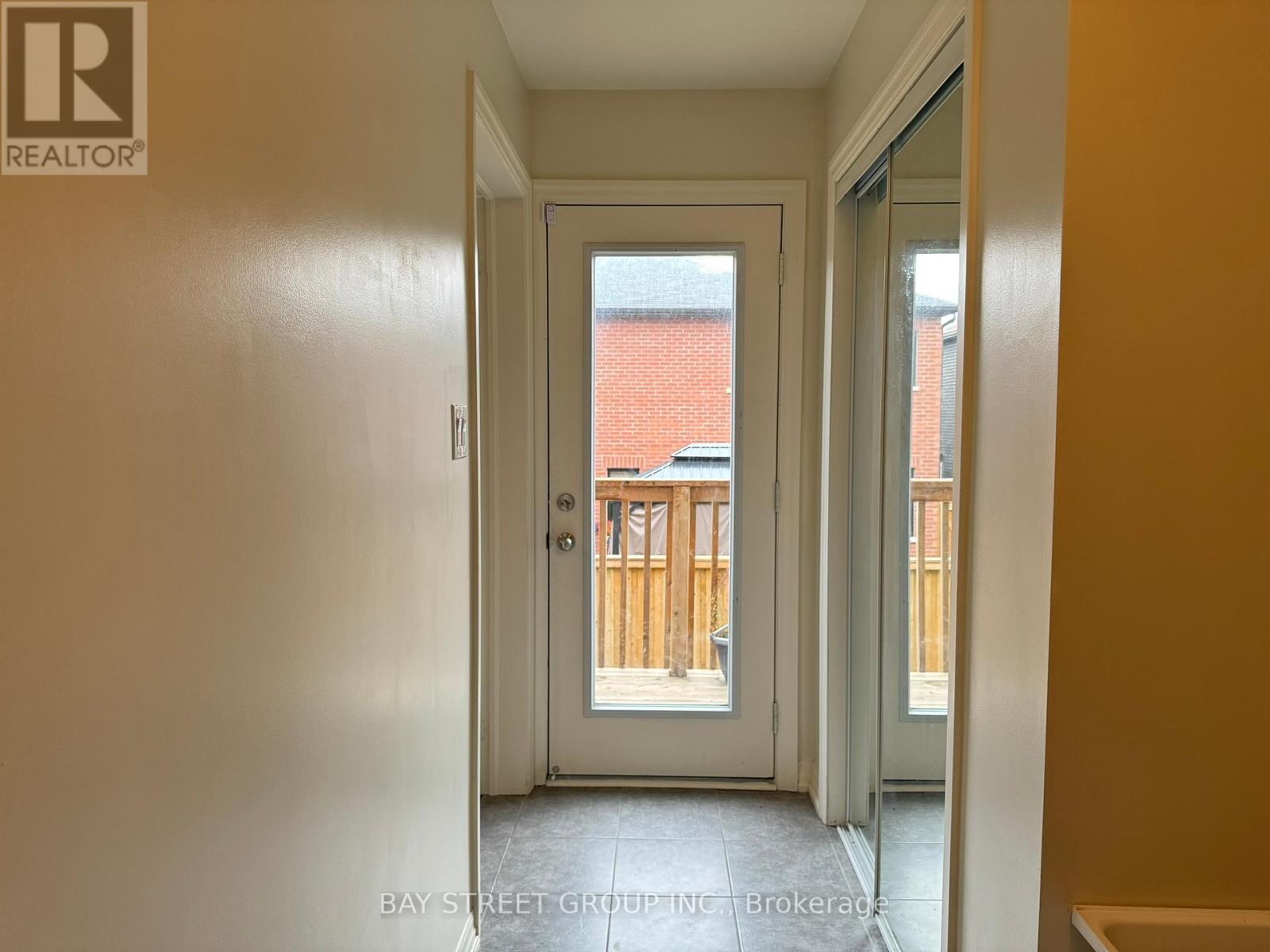 76 ALLURE ST
