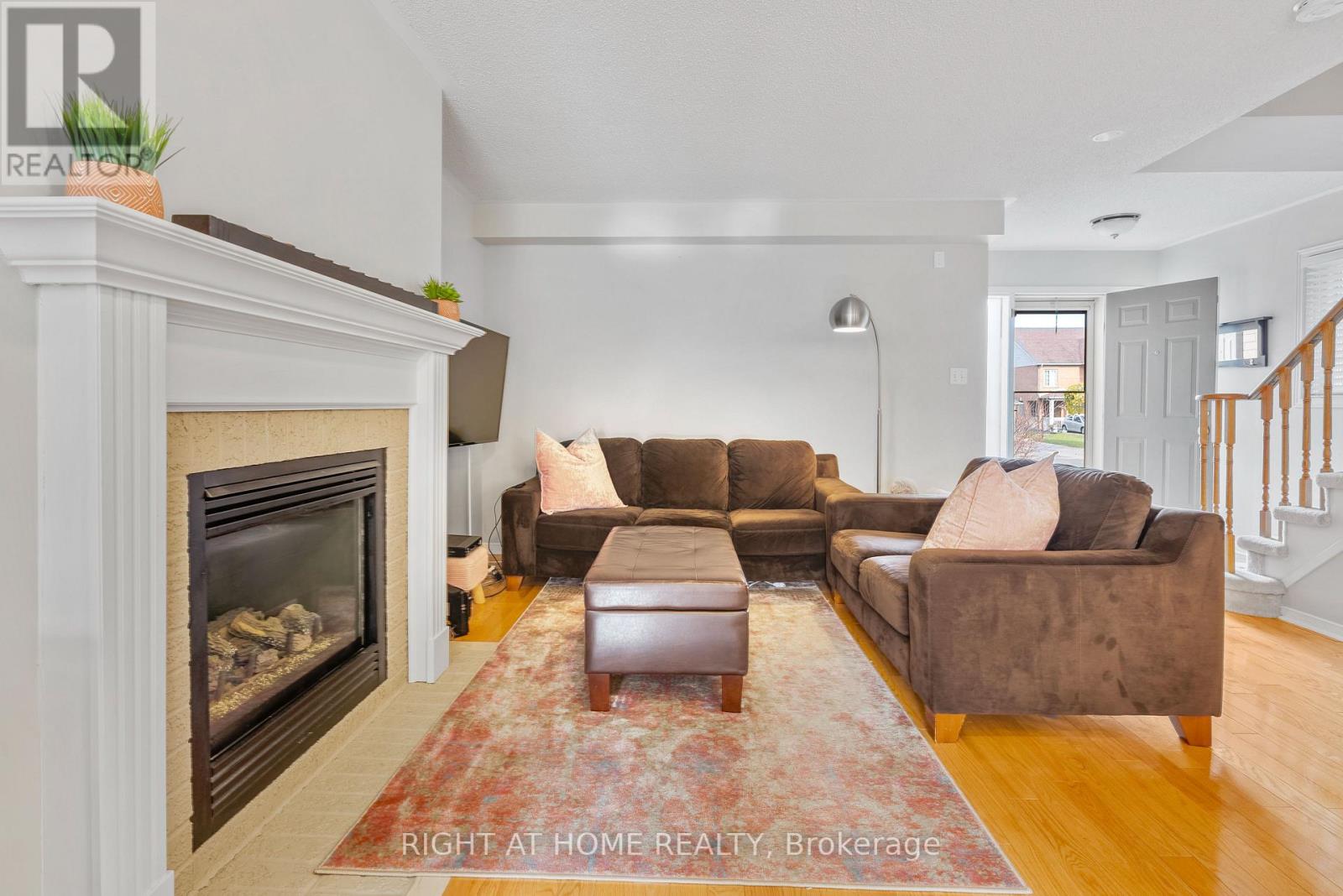 74 PRIMEAU DR