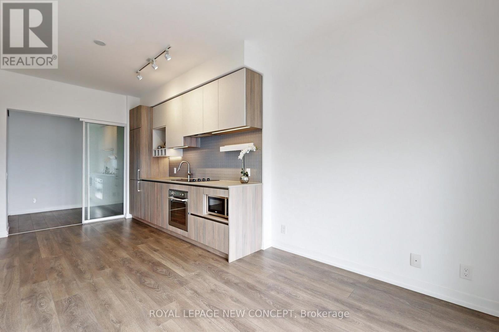 #3907 -950 PORTAGE PKWY, #3907