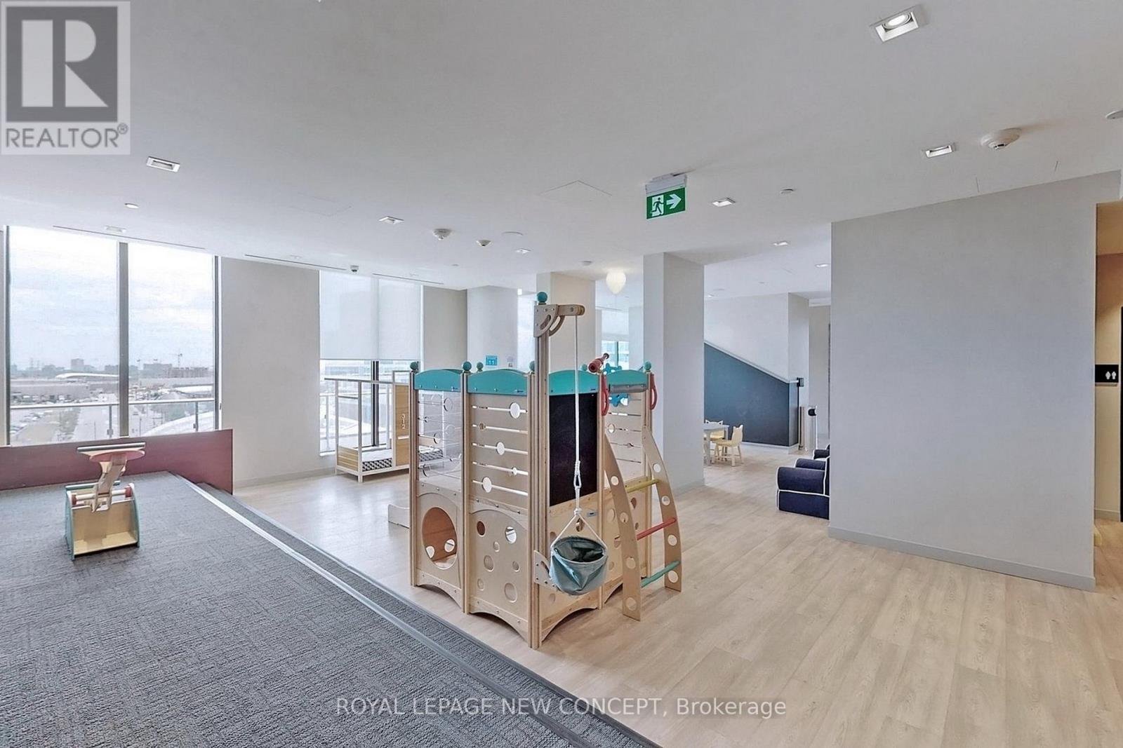#3907 -950 PORTAGE PKWY, #3907