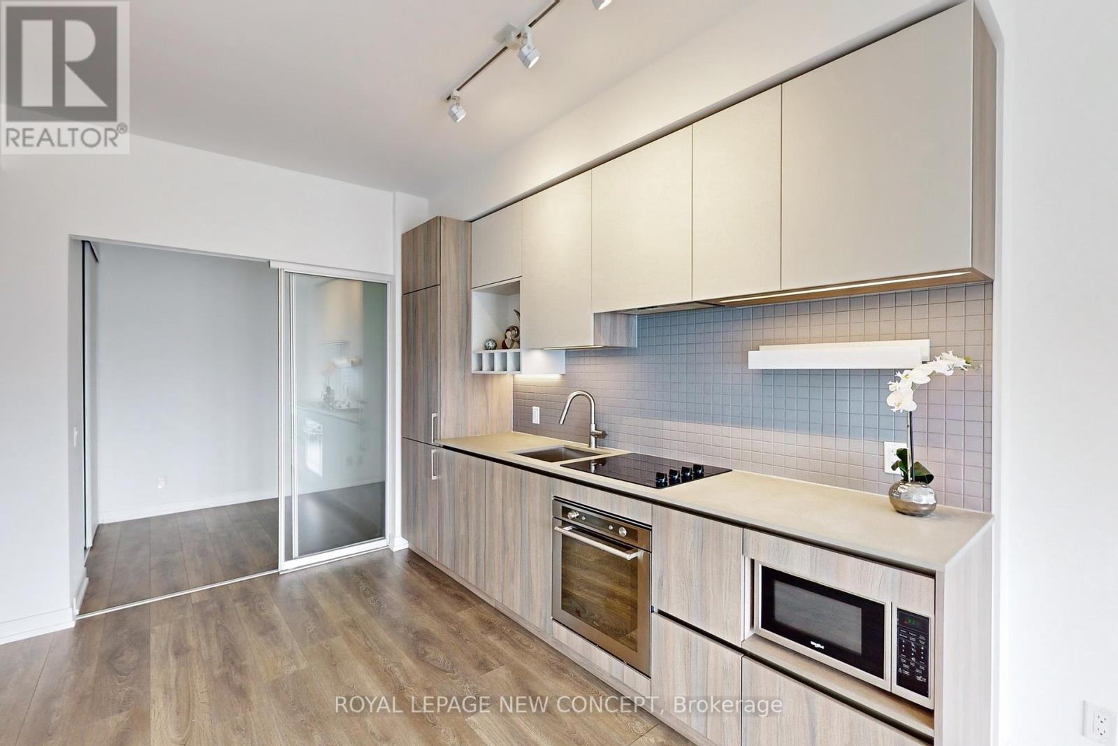 #3907 -950 PORTAGE PKWY, #3907