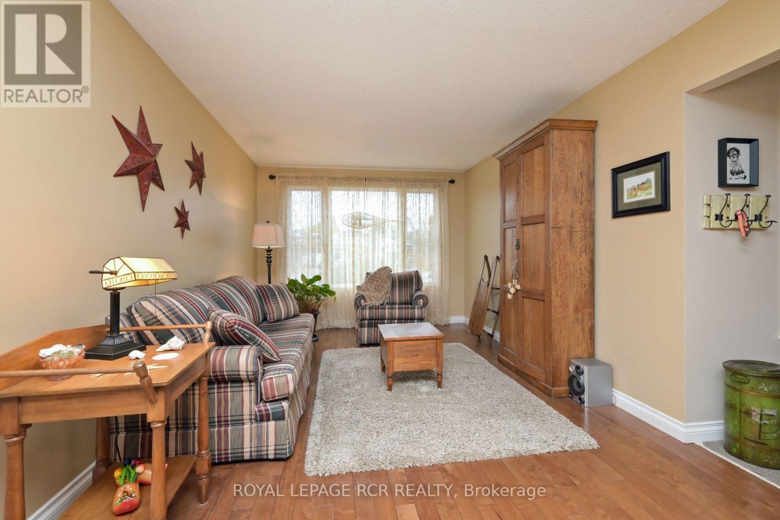 146 CUNNINGHAM DR