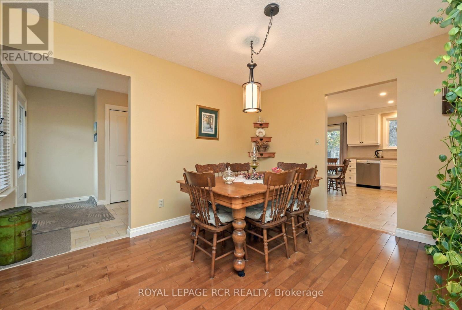 146 CUNNINGHAM DR