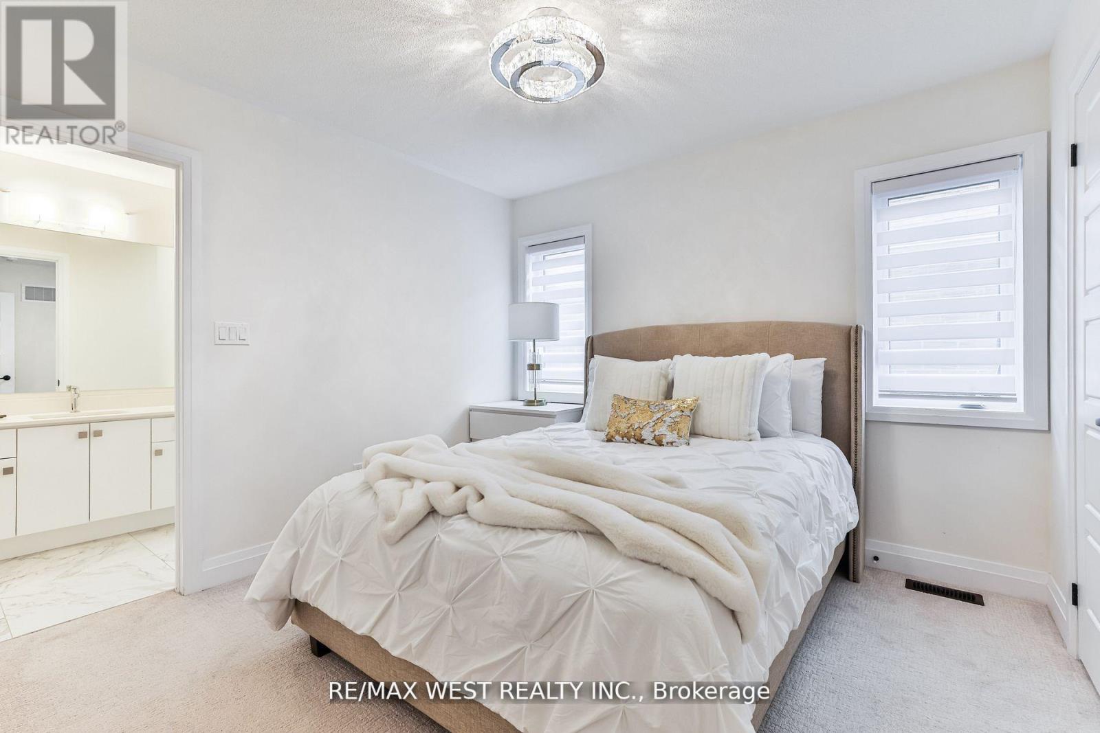 23 JONKMAN BLVD