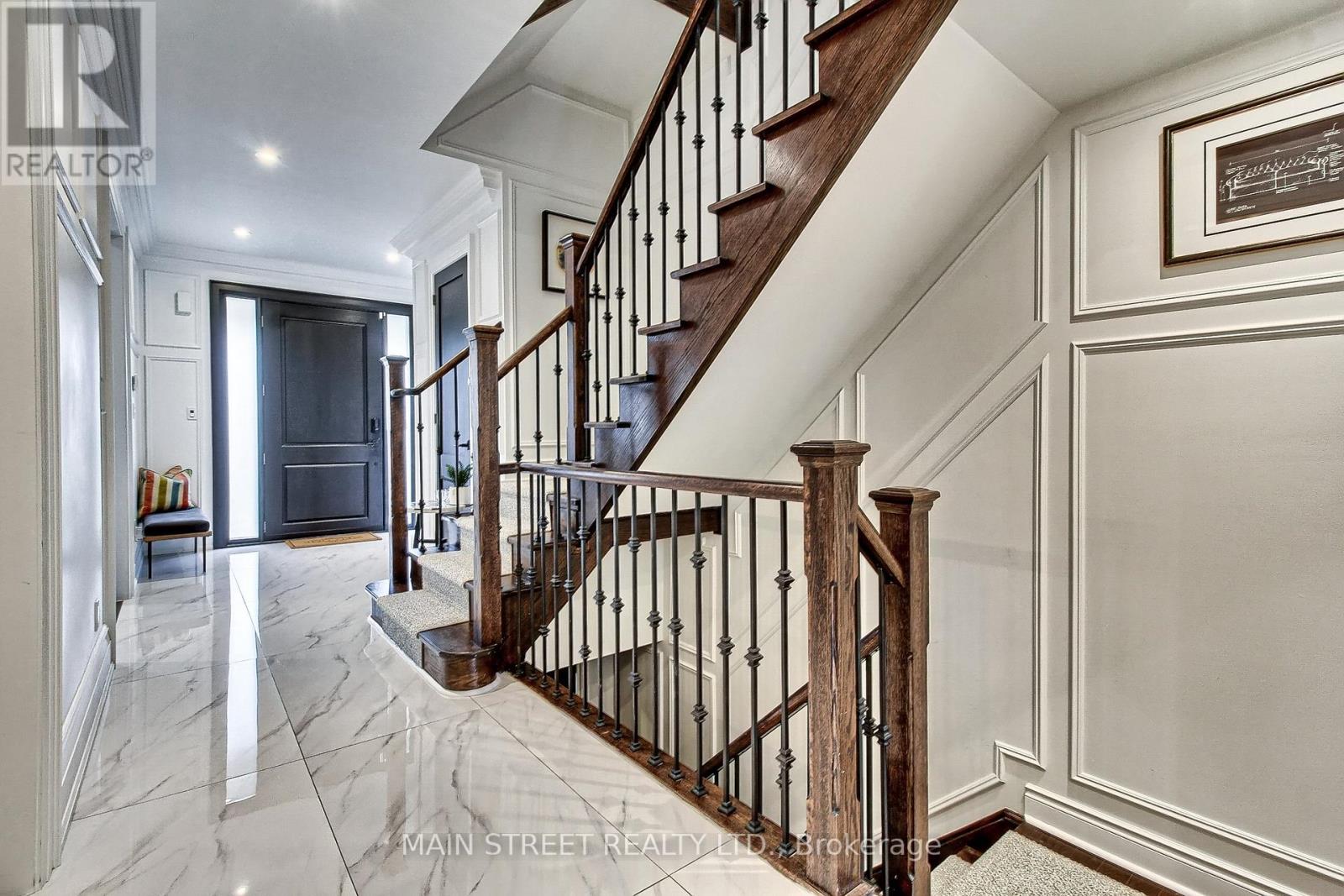 975 GORING CIRC