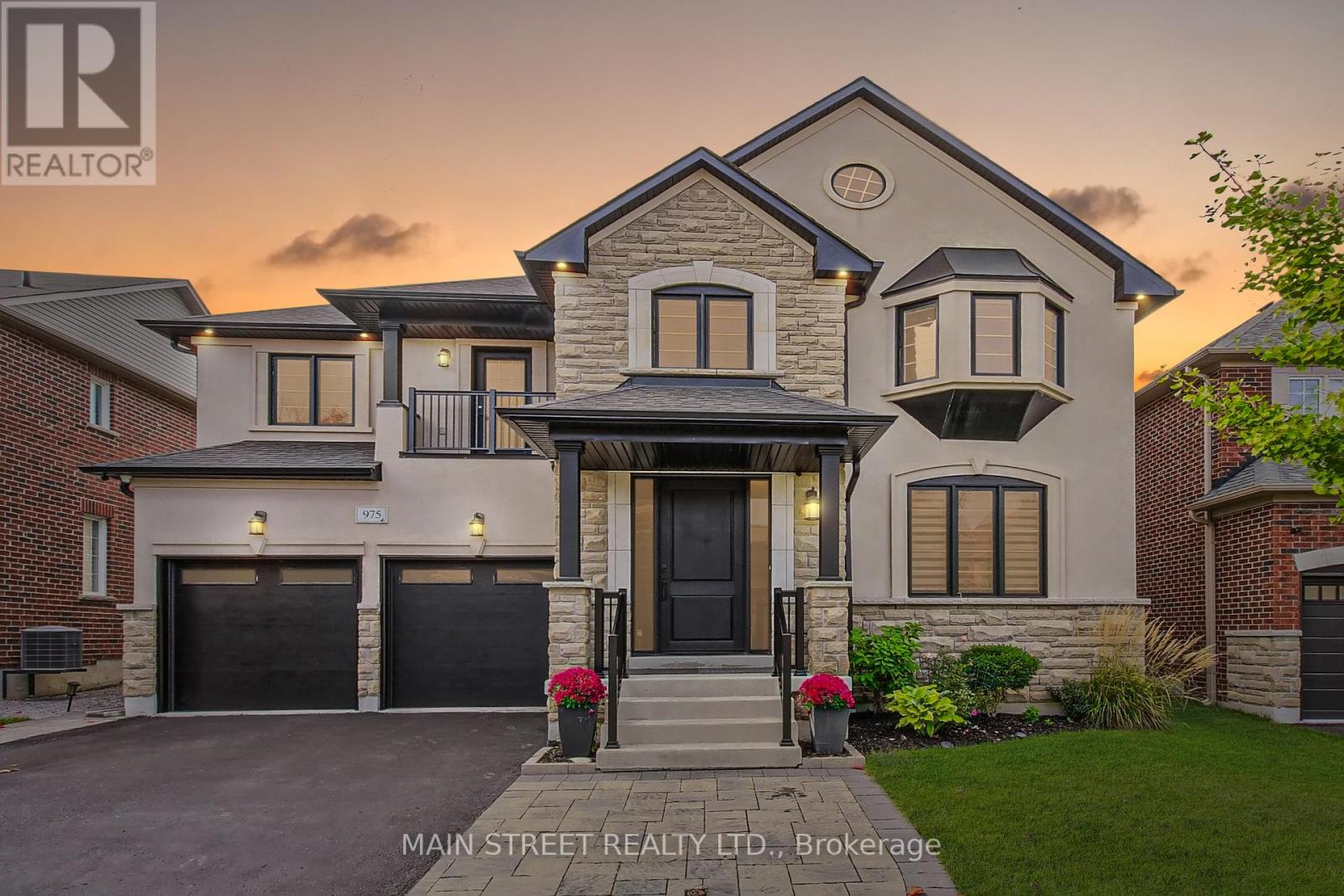 975 GORING CIRC