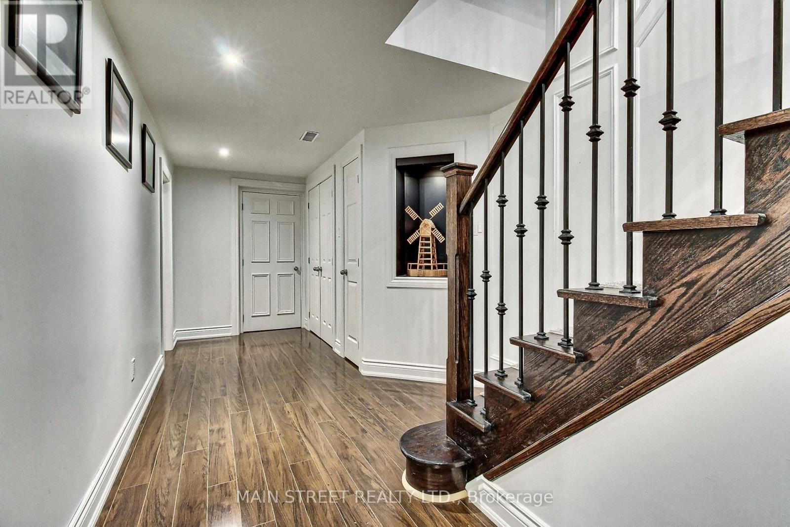 975 GORING CIRC