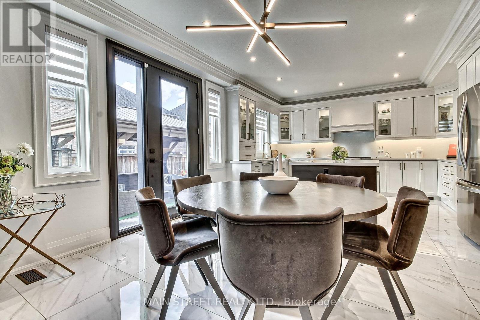 975 GORING CIRC