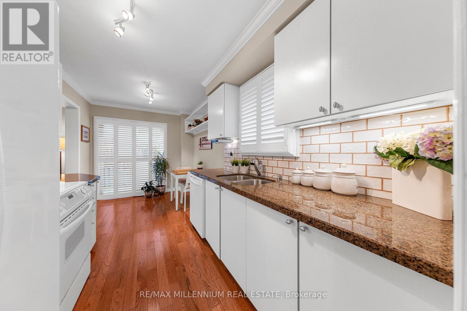 200 O'HARA DR S