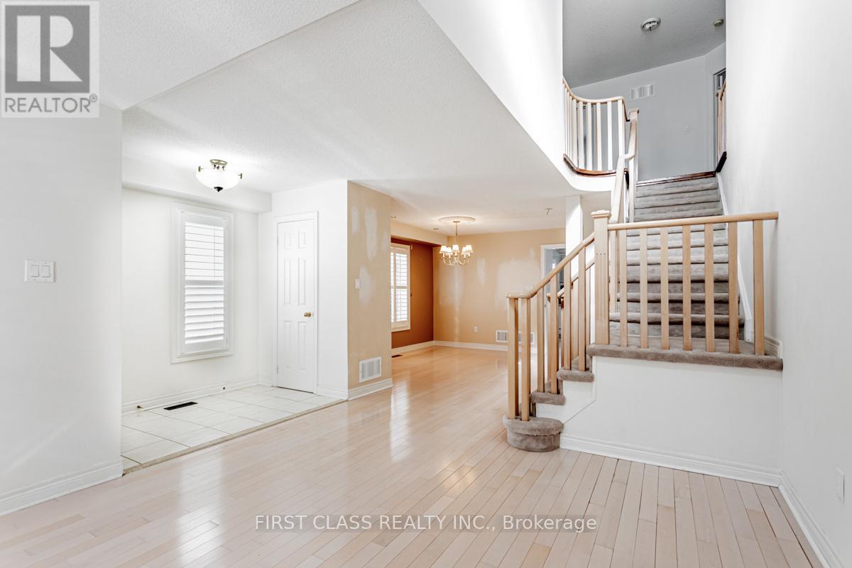 68 STECKLEY ST