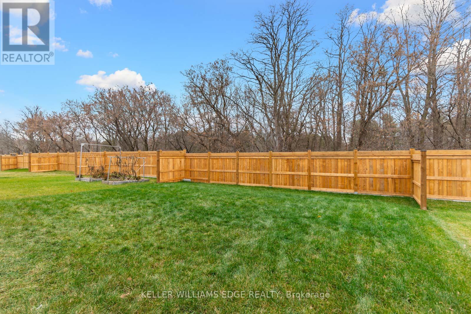 84 WOOD CRES