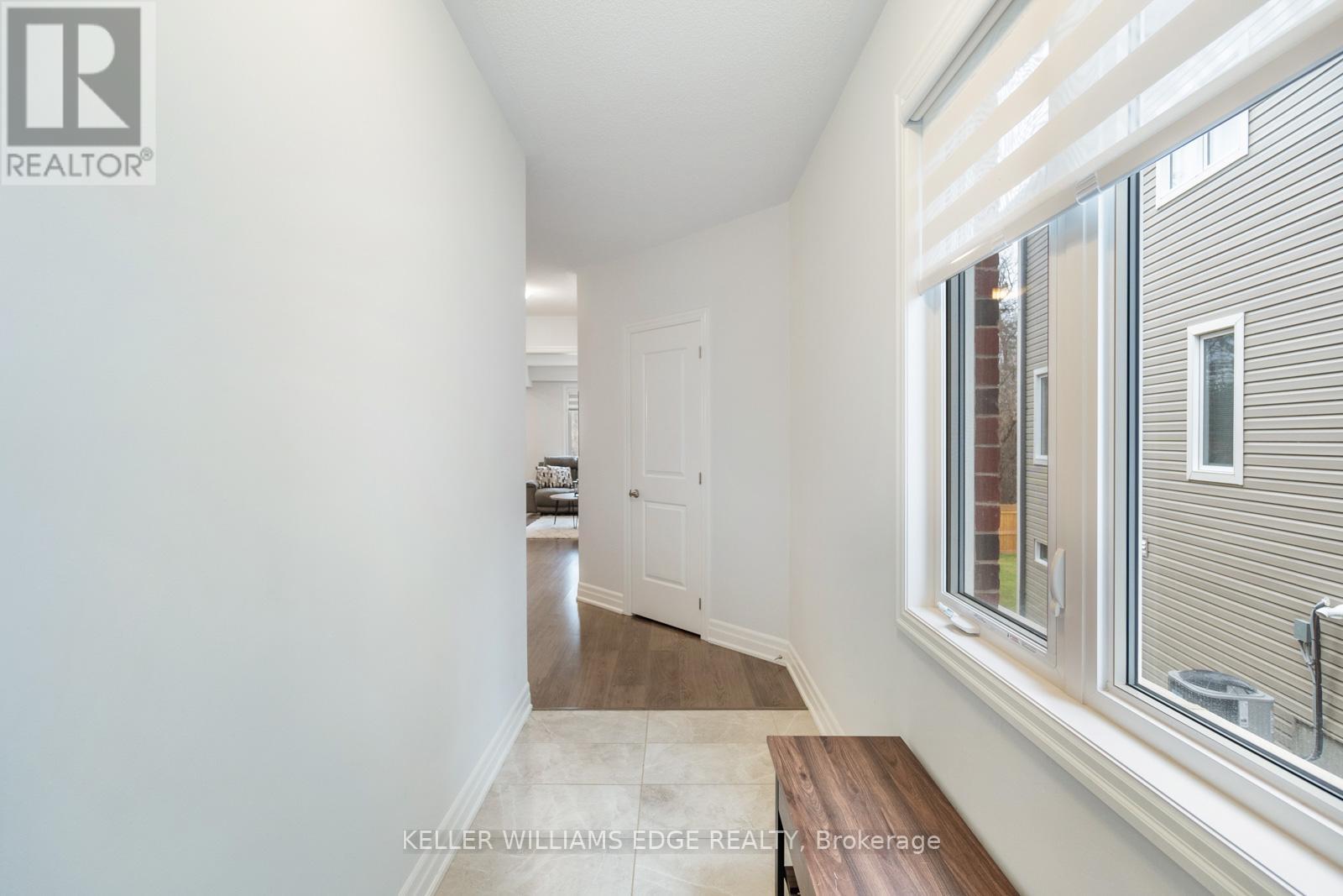 84 WOOD CRES
