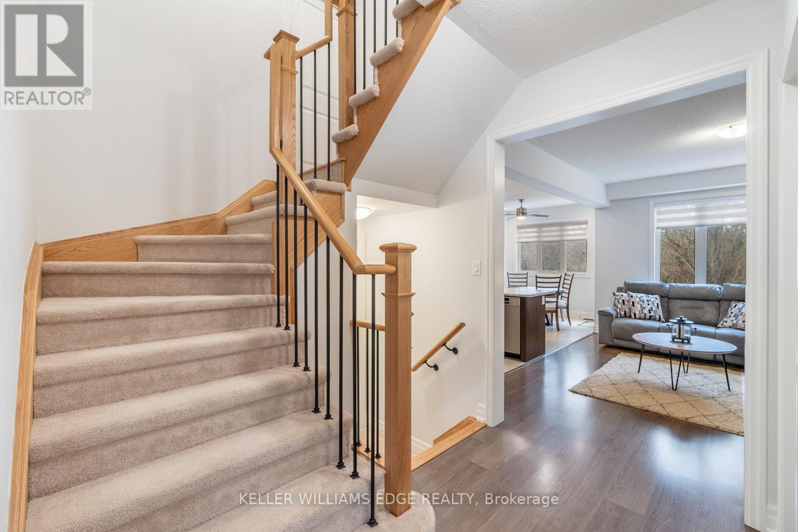 84 WOOD CRES