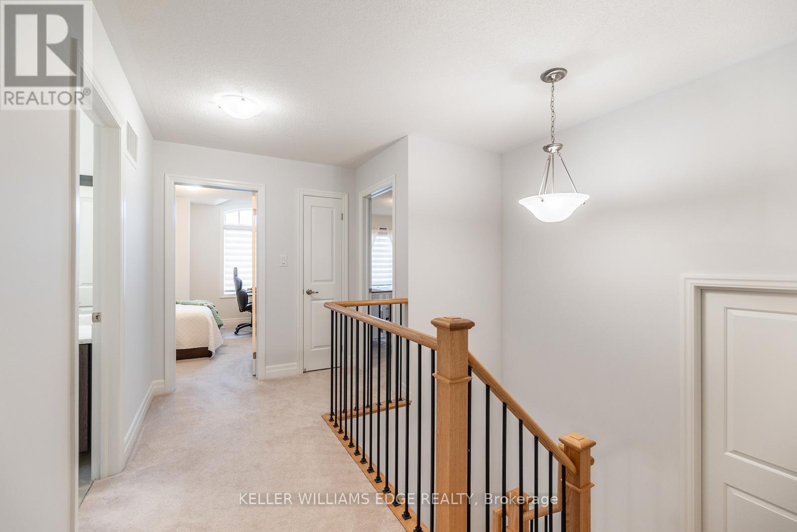 84 WOOD CRES