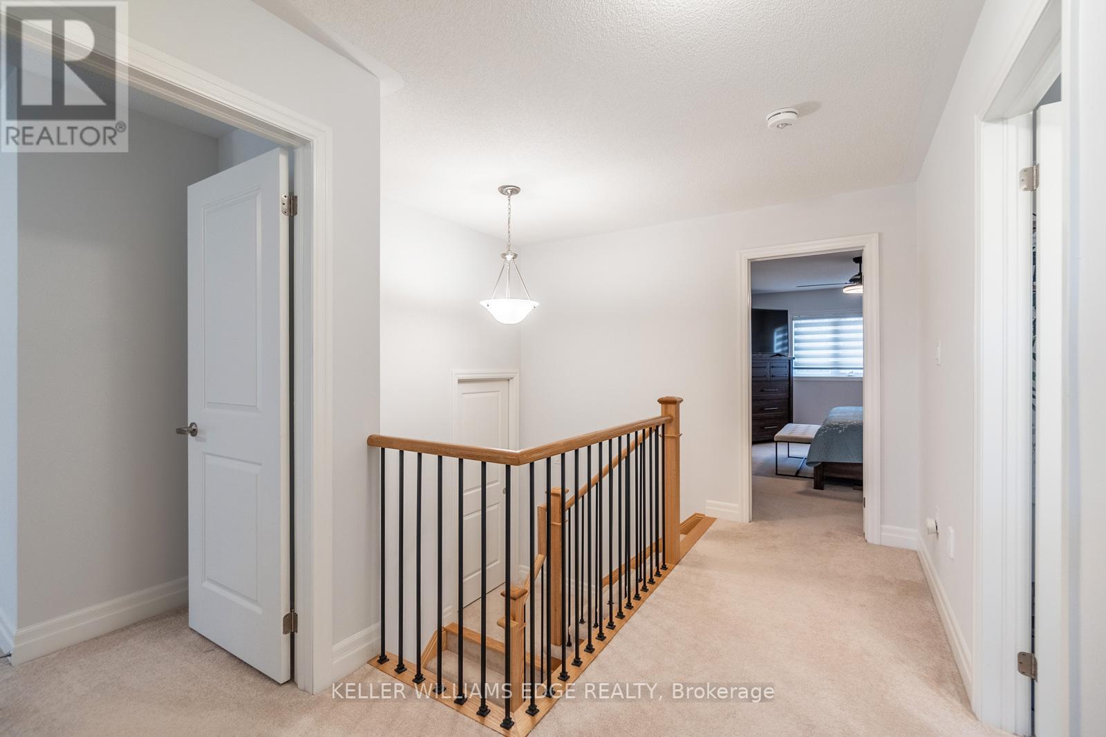 84 WOOD CRES