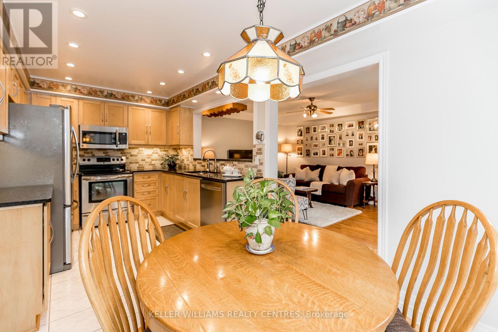 173 HOLLANDVIEW TR