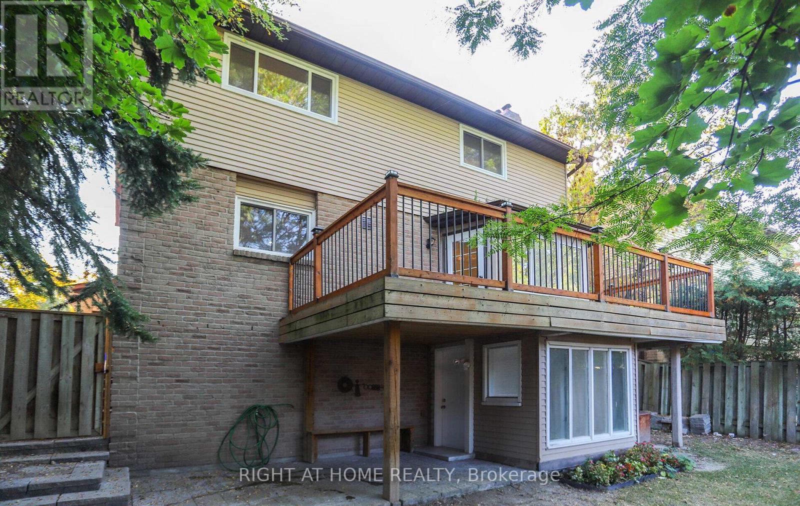 89 BATSON DR E