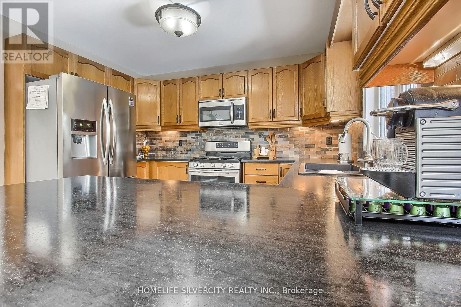 8 PRINCE DR