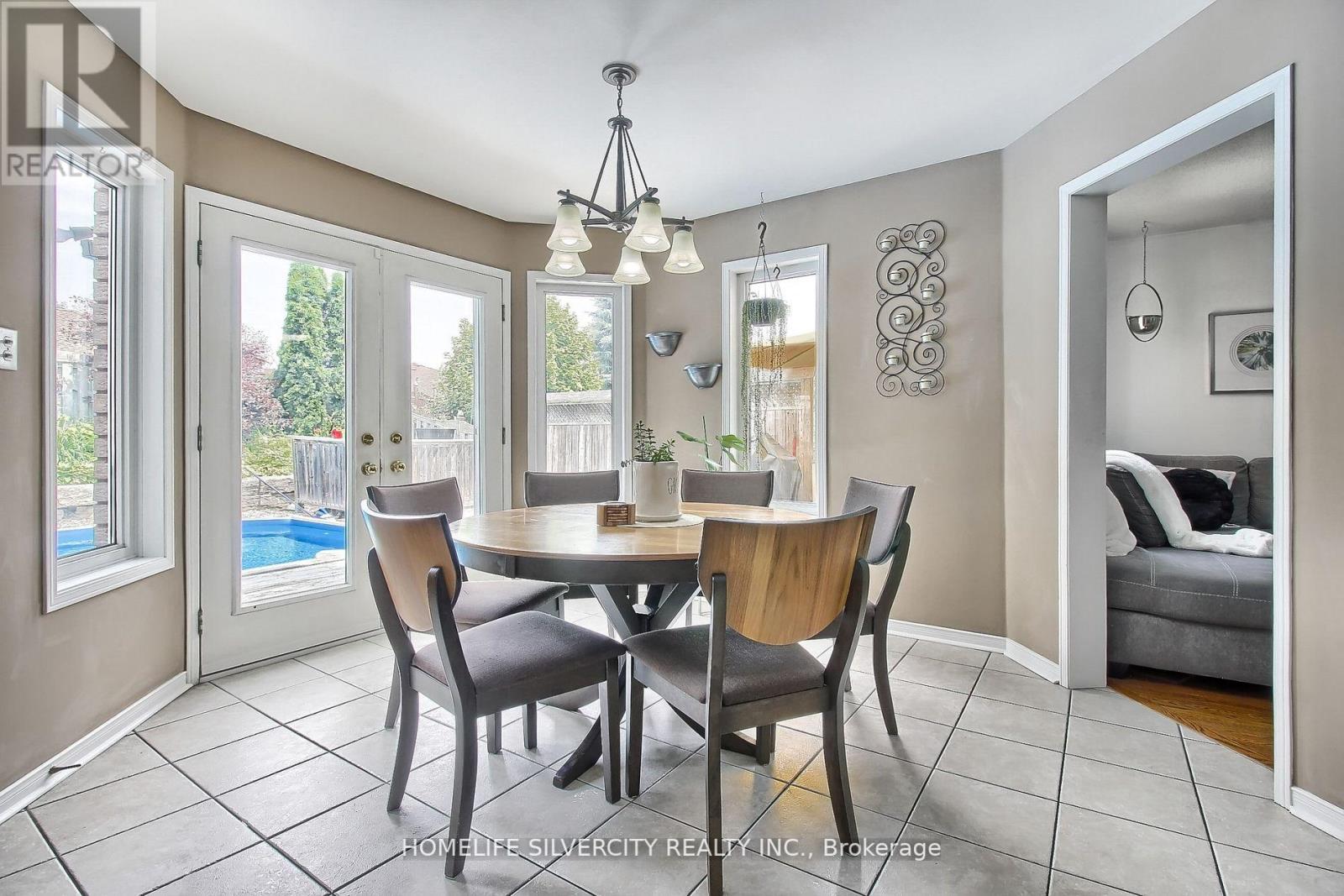 8 PRINCE DR