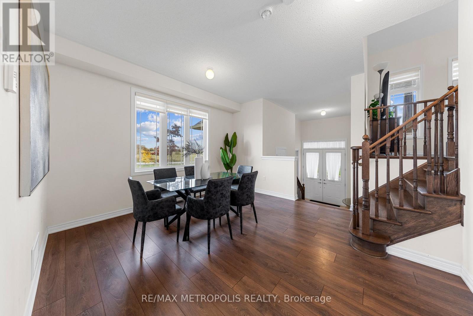 16 BELL AVE
