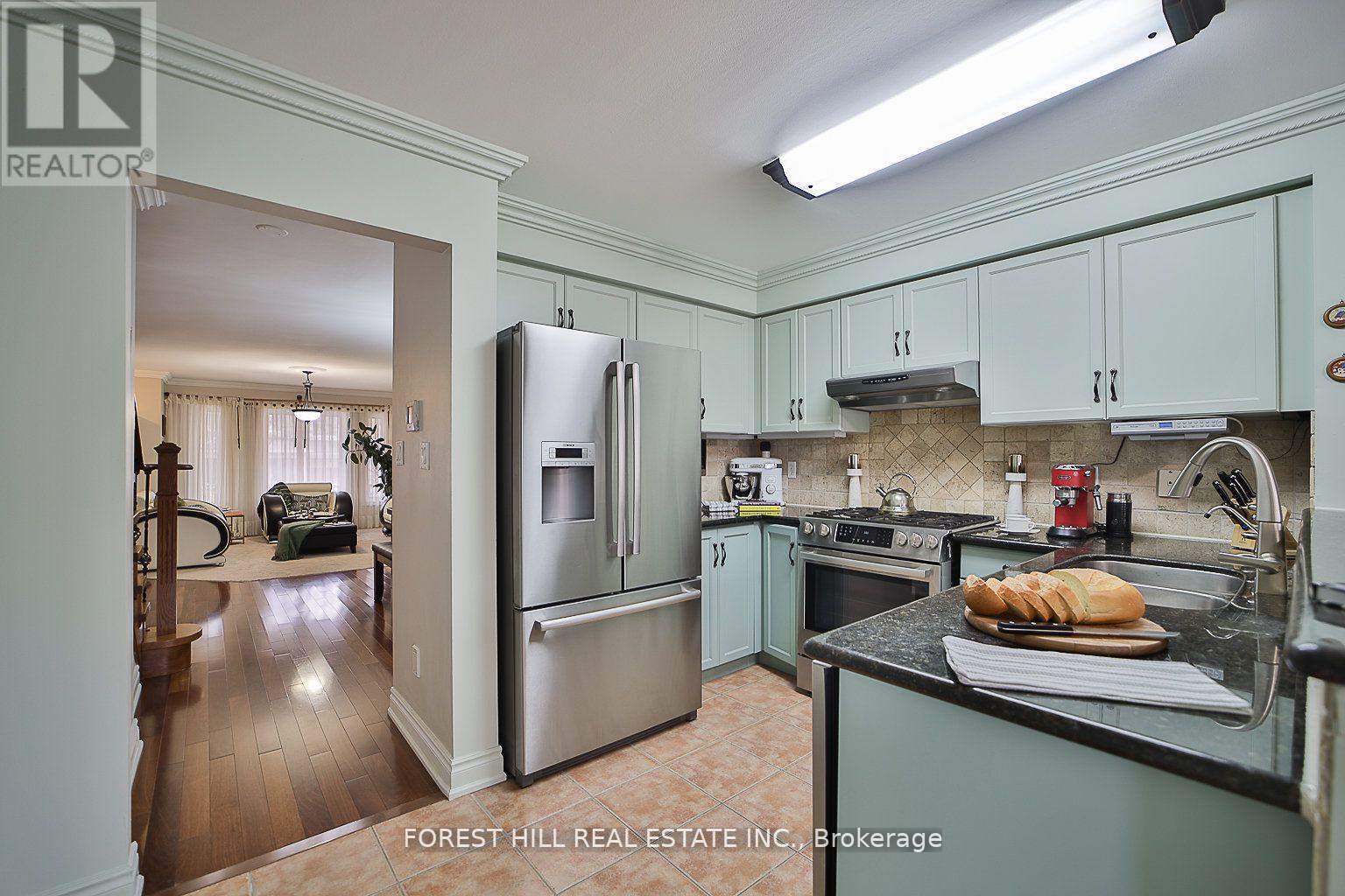 253 EQUATOR CRES