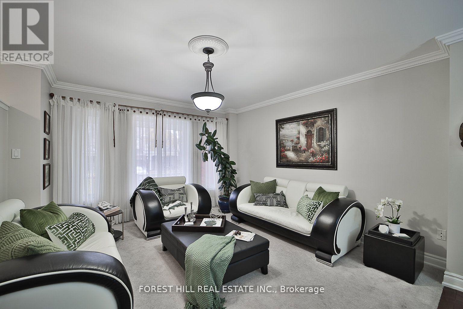 253 EQUATOR CRES