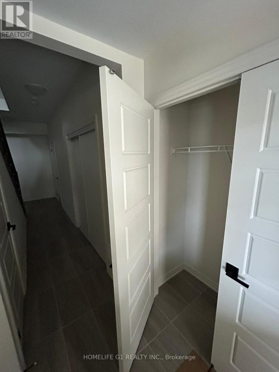 9 MEL IRVING DR