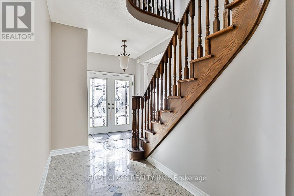 290 MARIA ANTONIA RD
