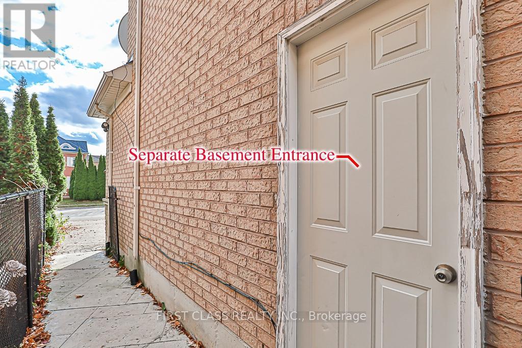 290 MARIA ANTONIA RD