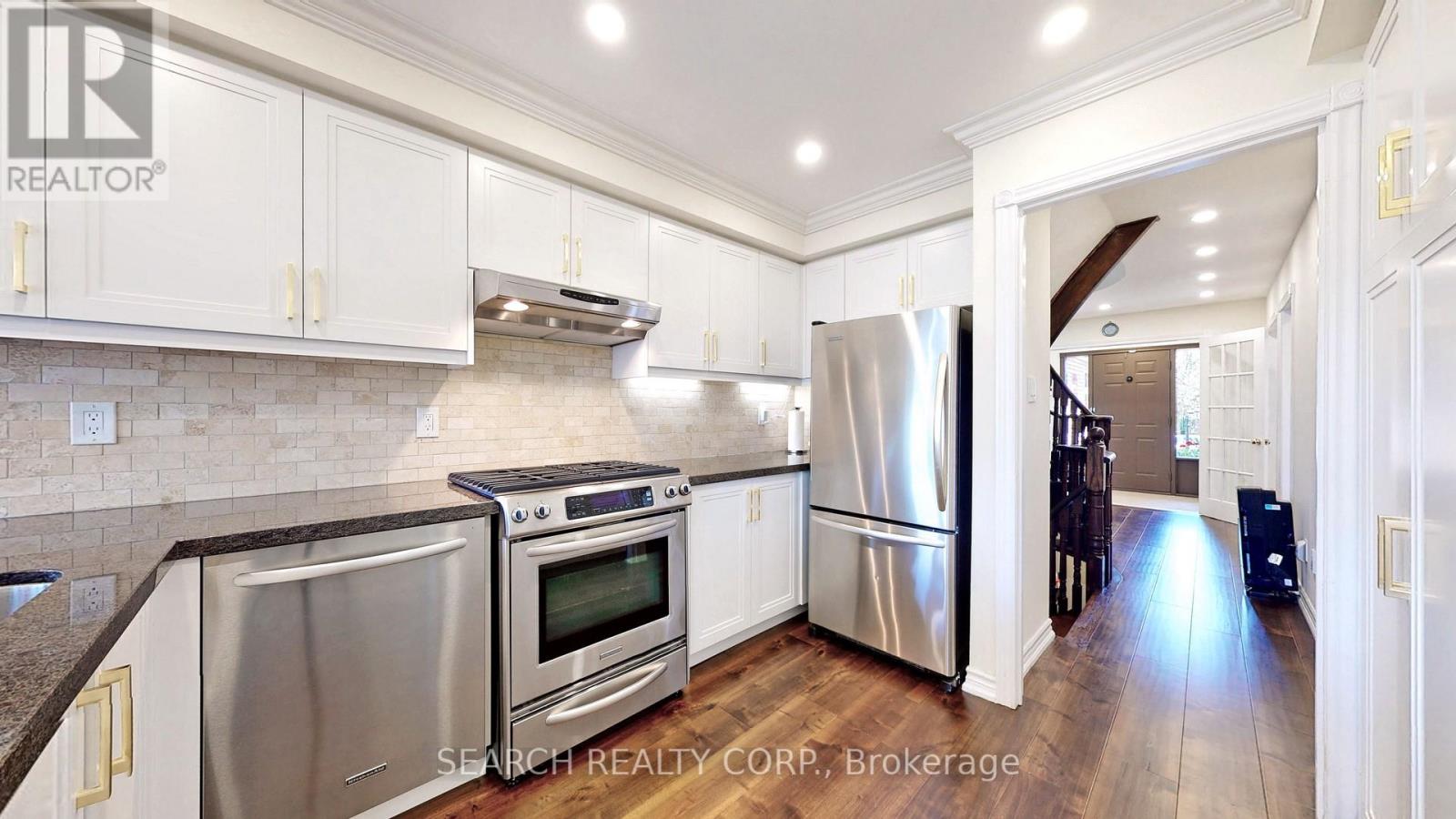 #MAIN -95 LENSMITH DR