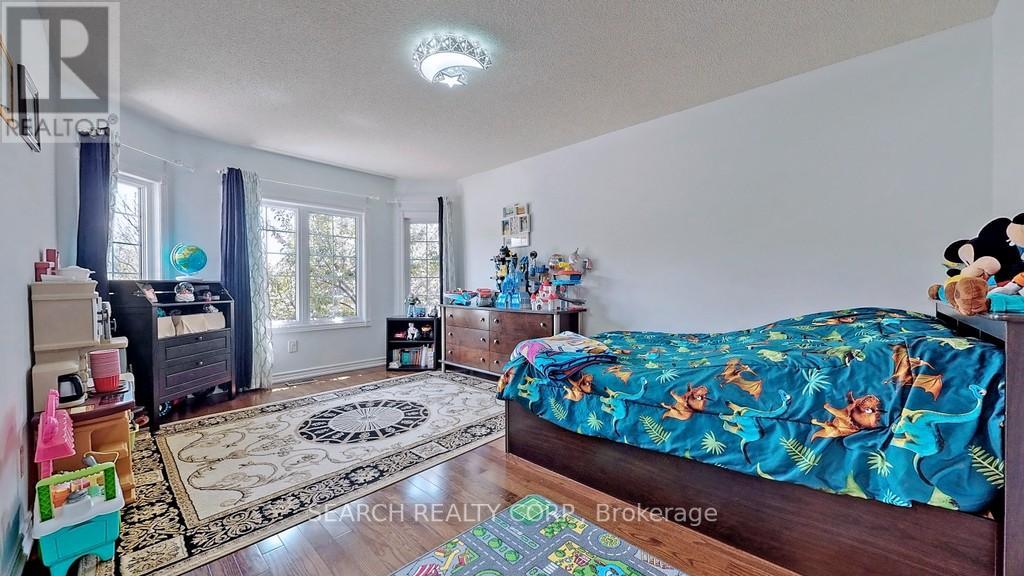 #MAIN -95 LENSMITH DR