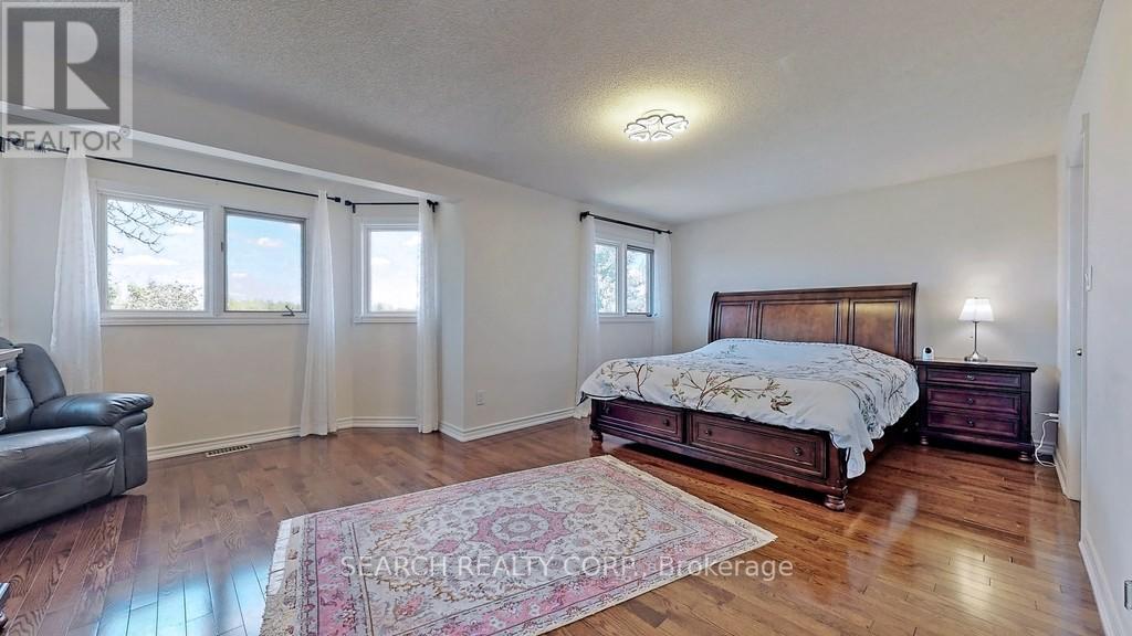 #MAIN -95 LENSMITH DR