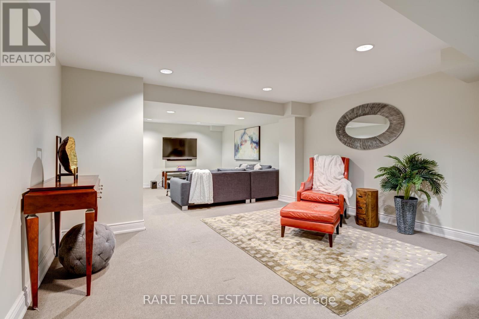 171 ROSE GREEN DR