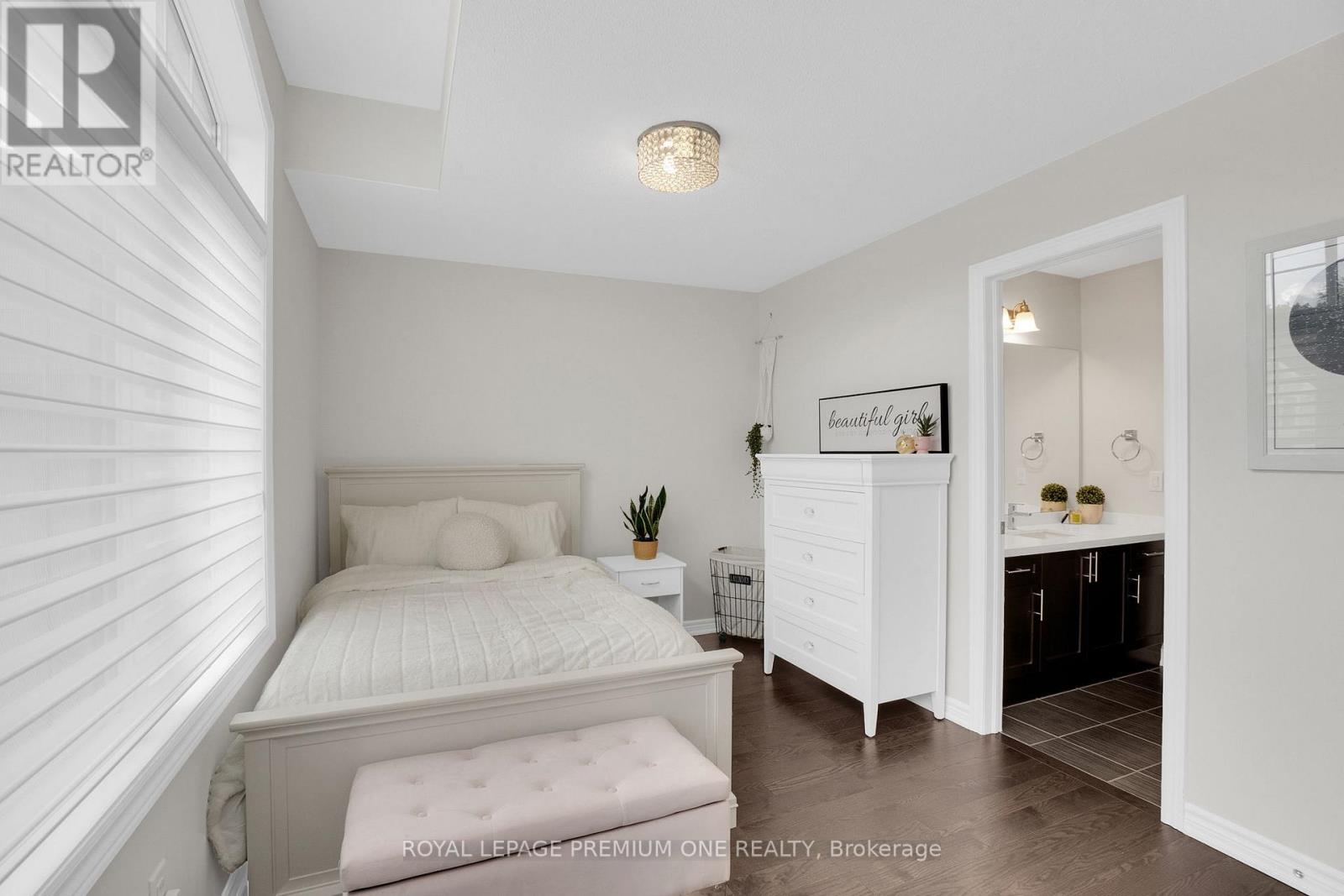 636 CLIFFORD PERRY PL