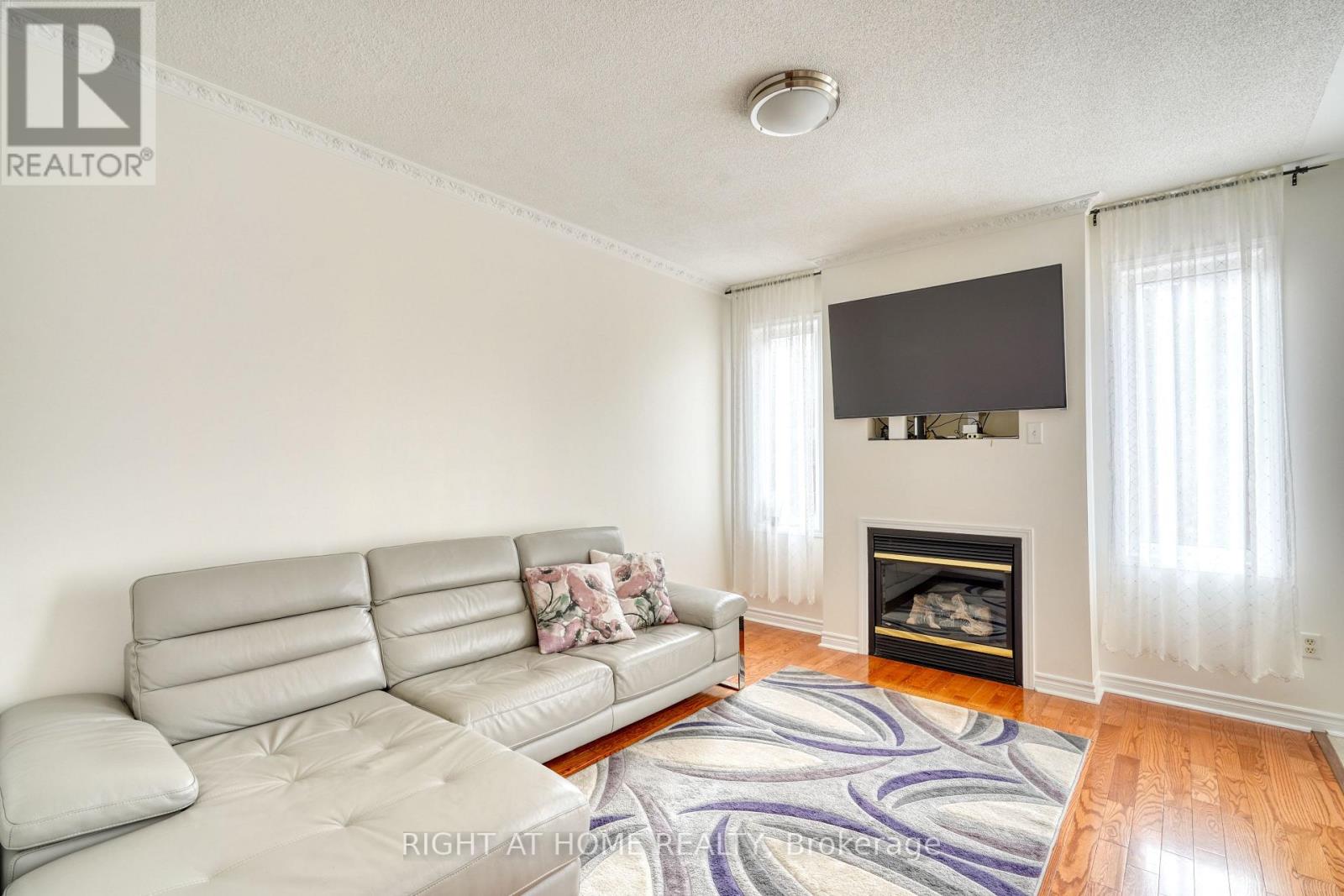 152 DOLCE CRES