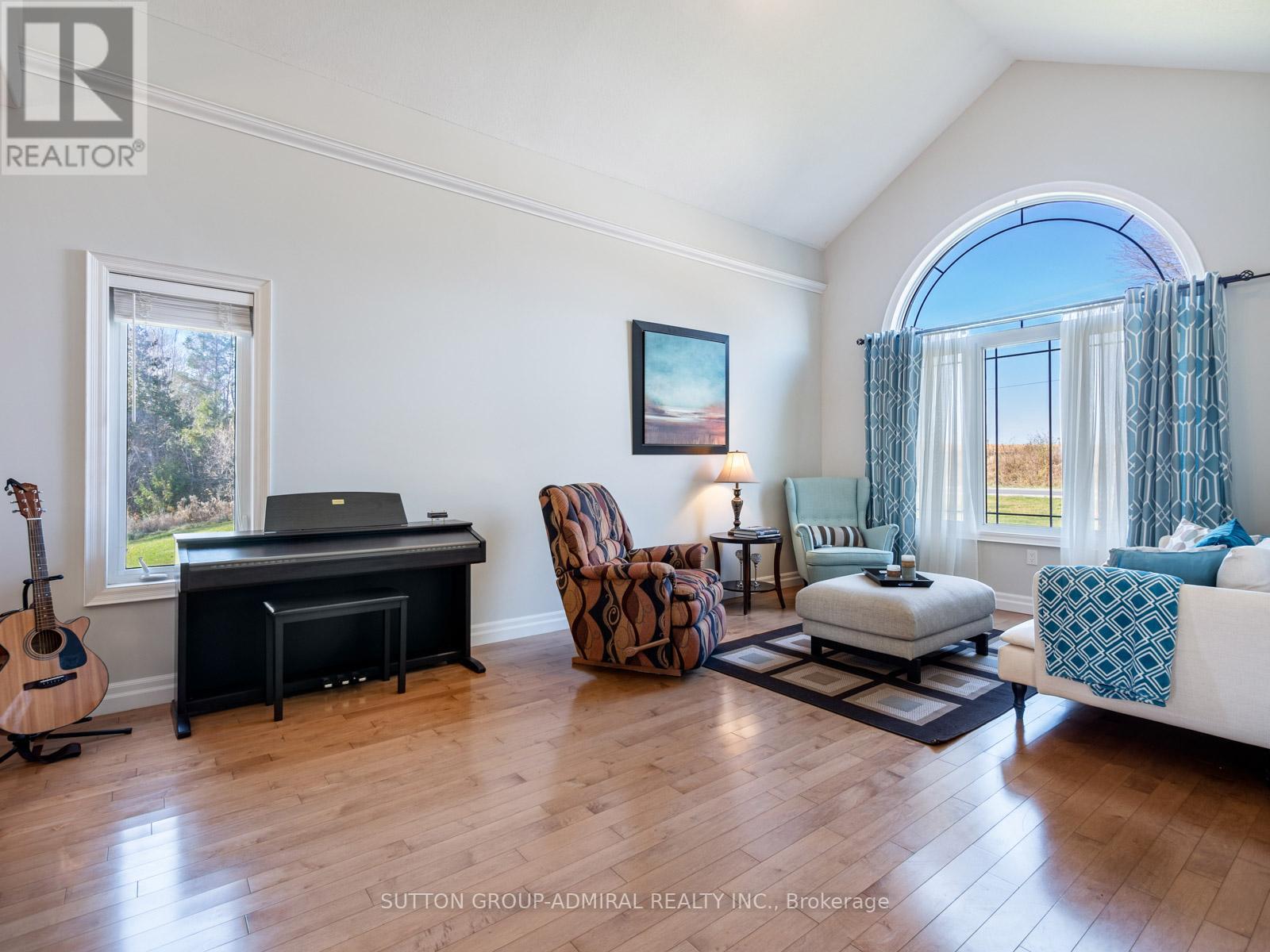 31 GRANDVIEW CRES