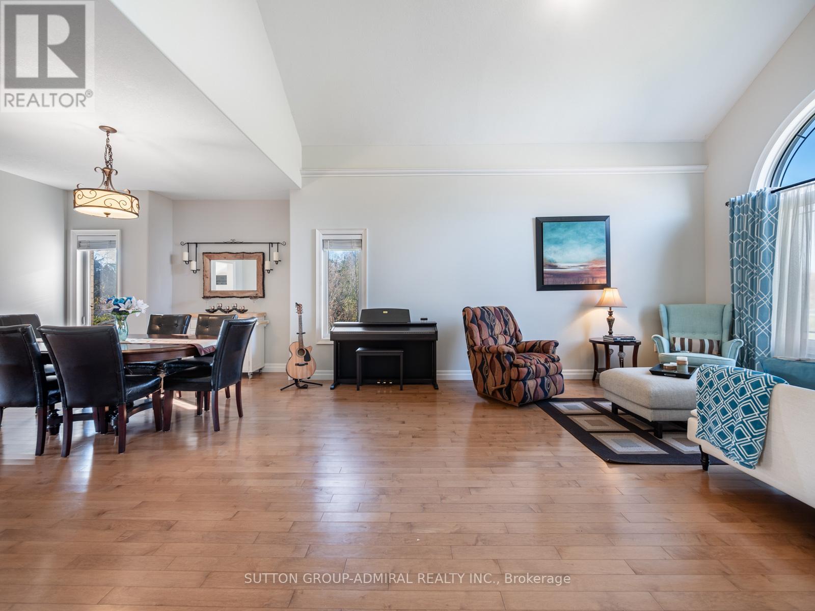 31 GRANDVIEW CRES