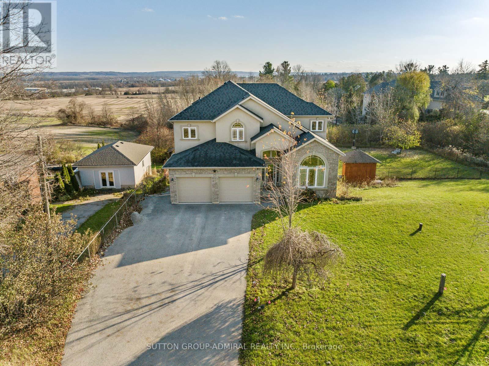 31 GRANDVIEW CRES
