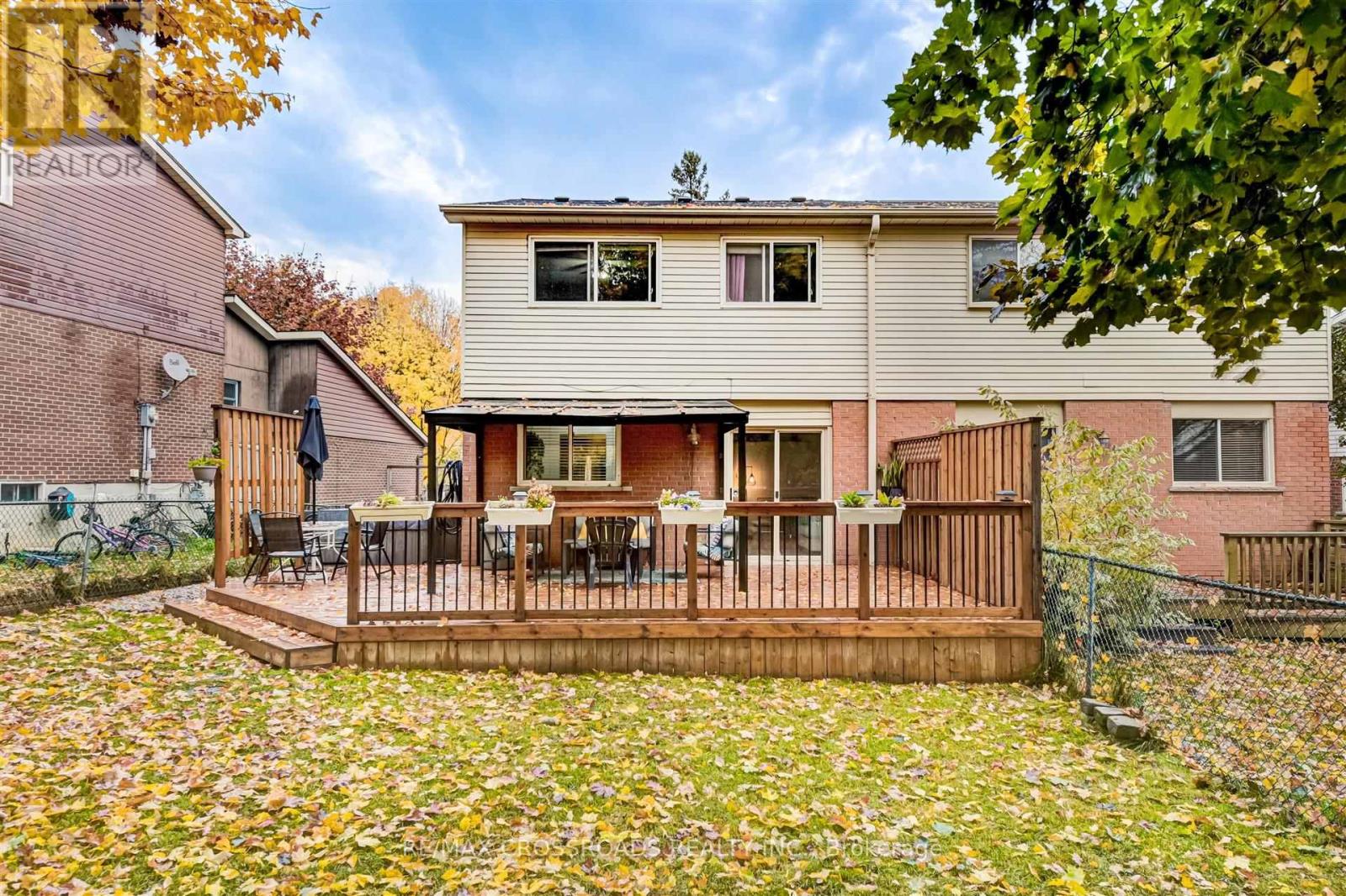 214 COLLINGS AVE