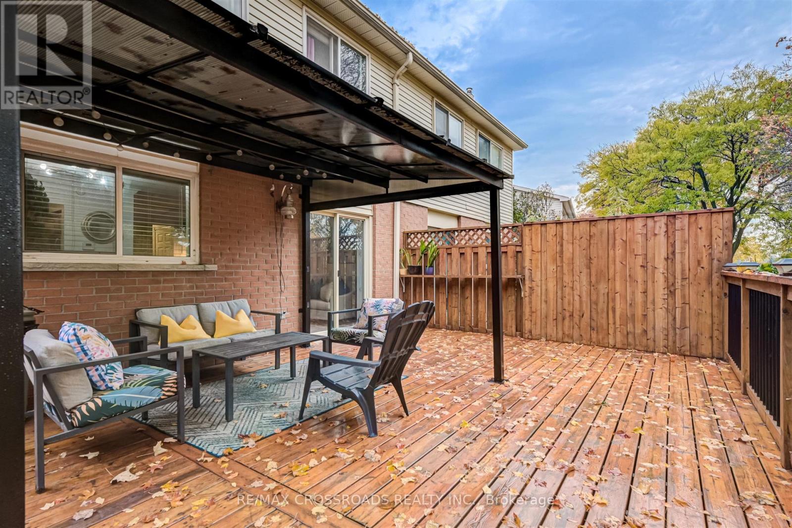 214 COLLINGS AVE