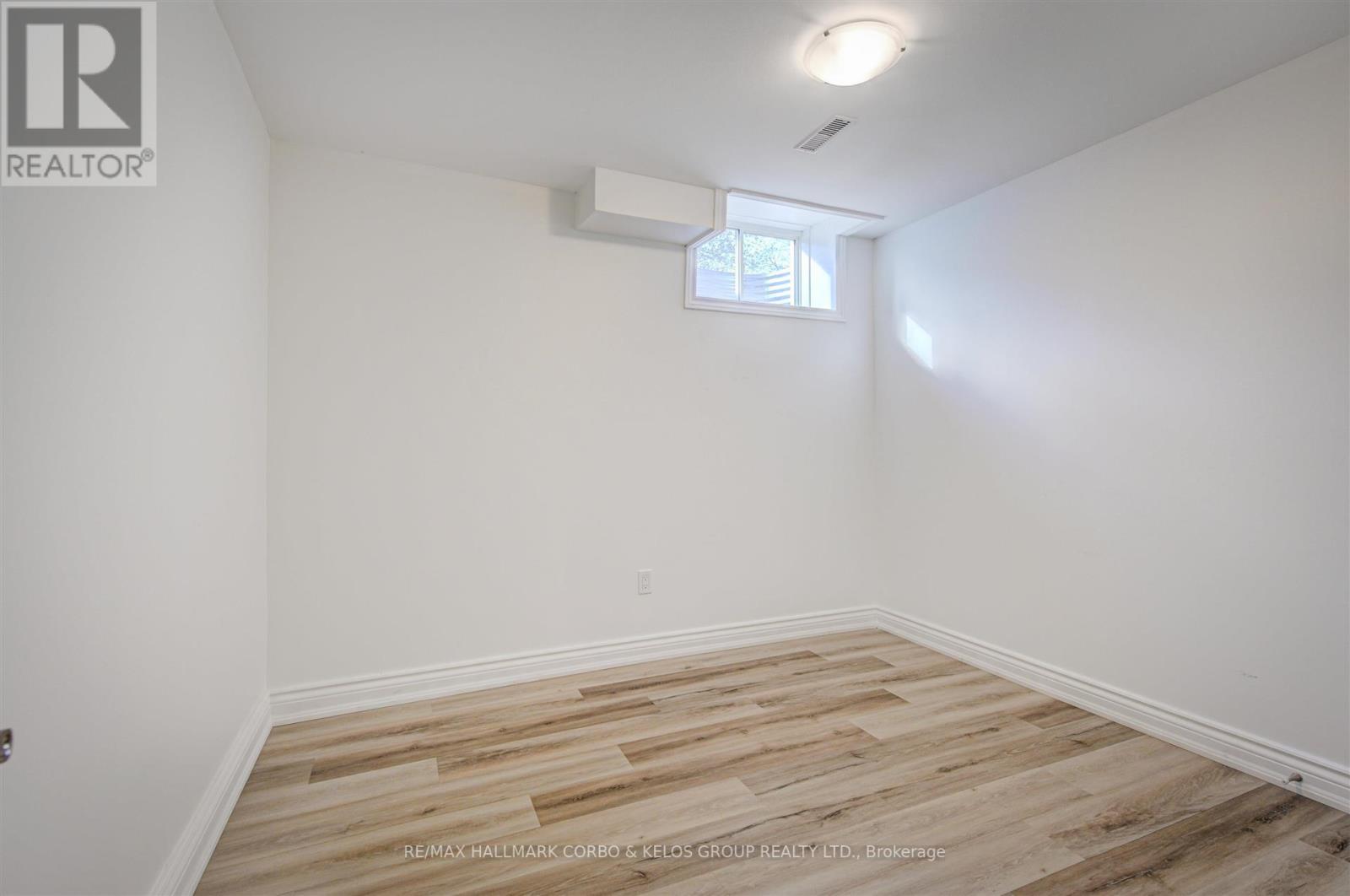 139 BETHPAGE CRES