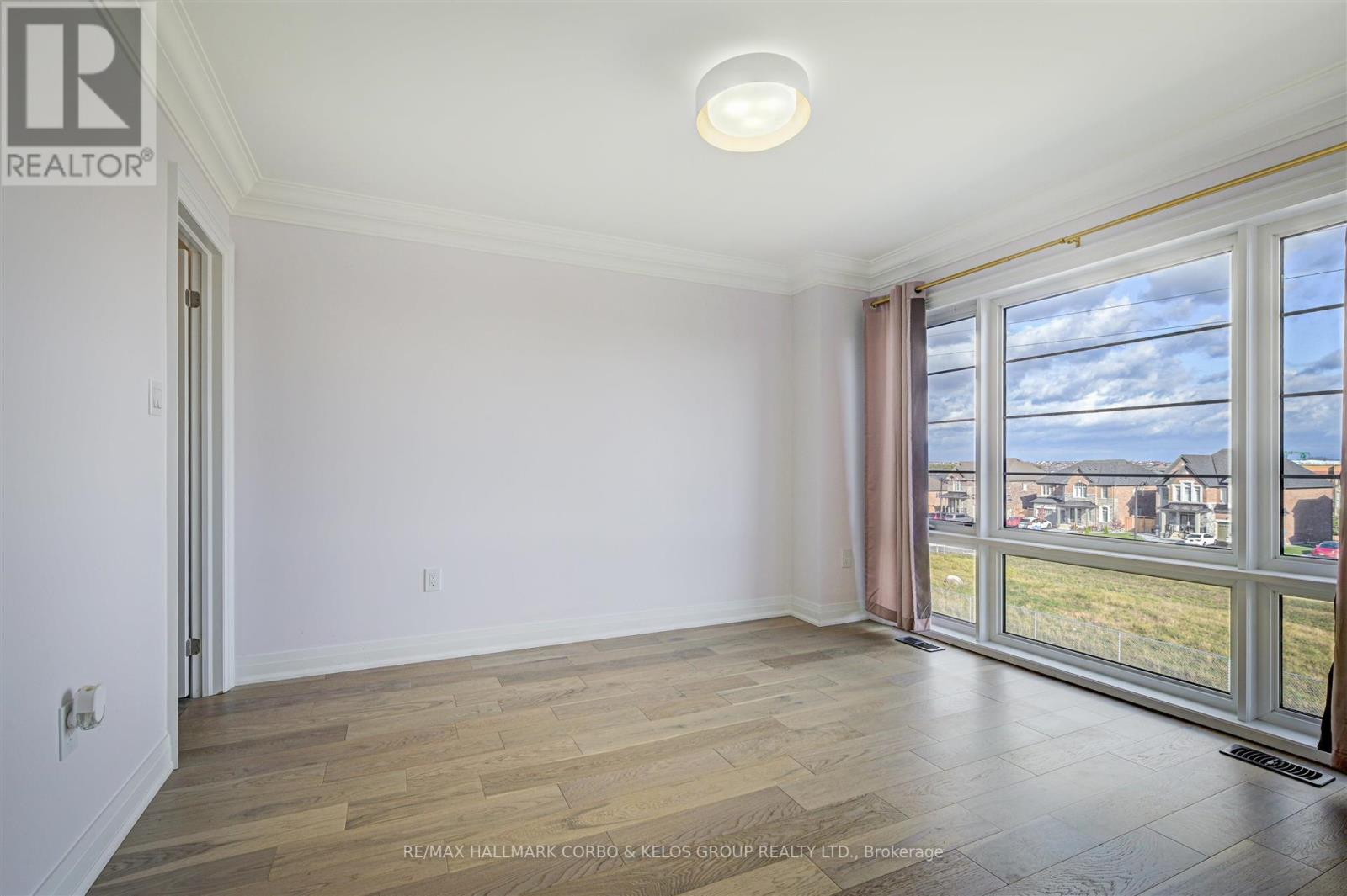 139 BETHPAGE CRES
