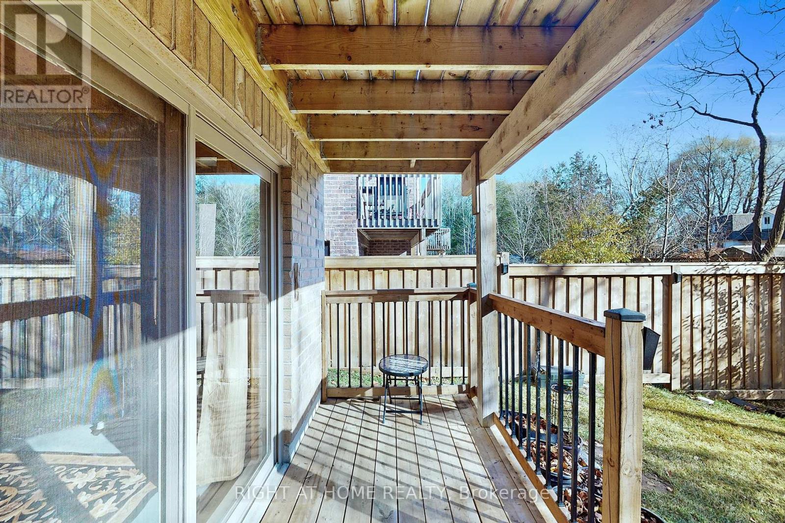 1021 ABRAM CRT