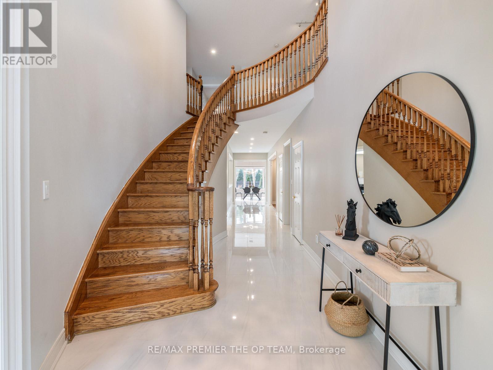 426 MARIA ANTONIA RD