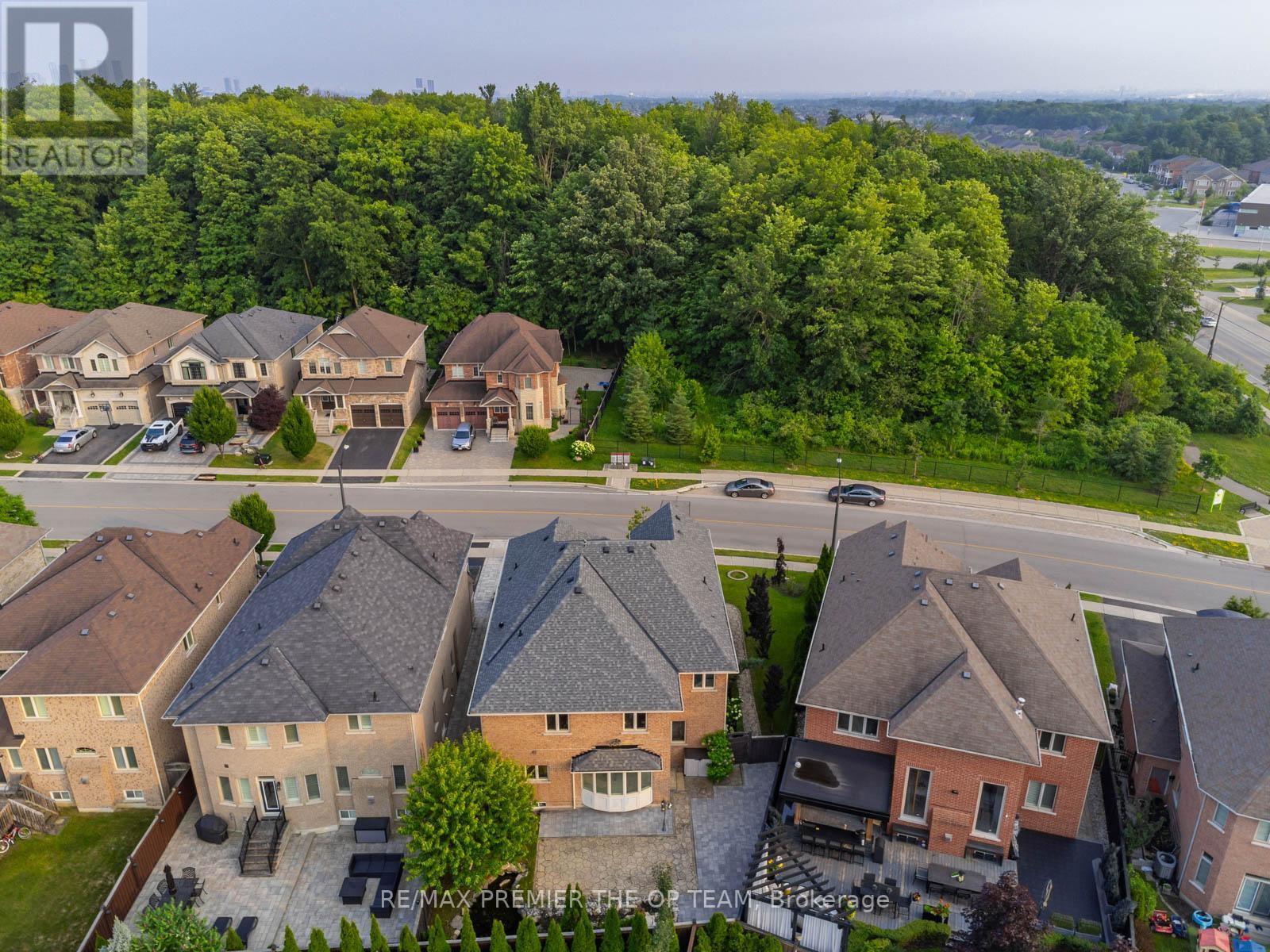 426 MARIA ANTONIA RD