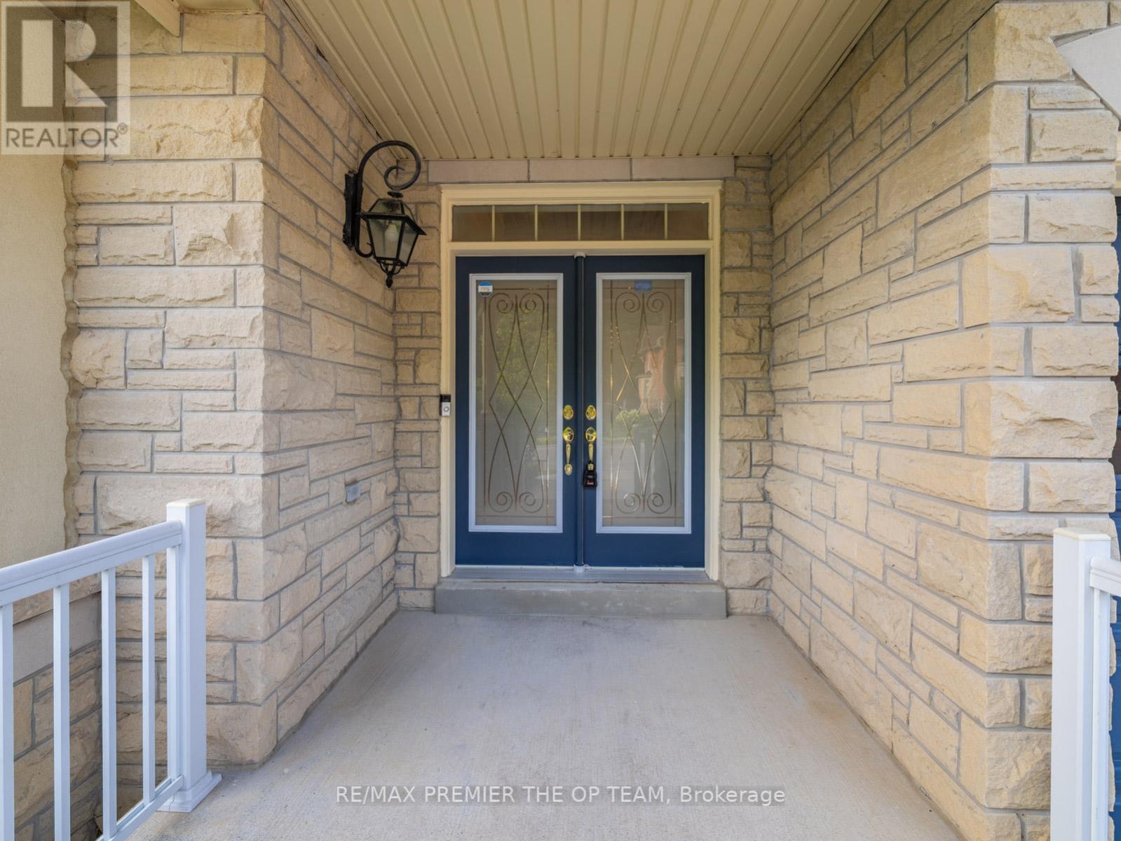 426 MARIA ANTONIA RD