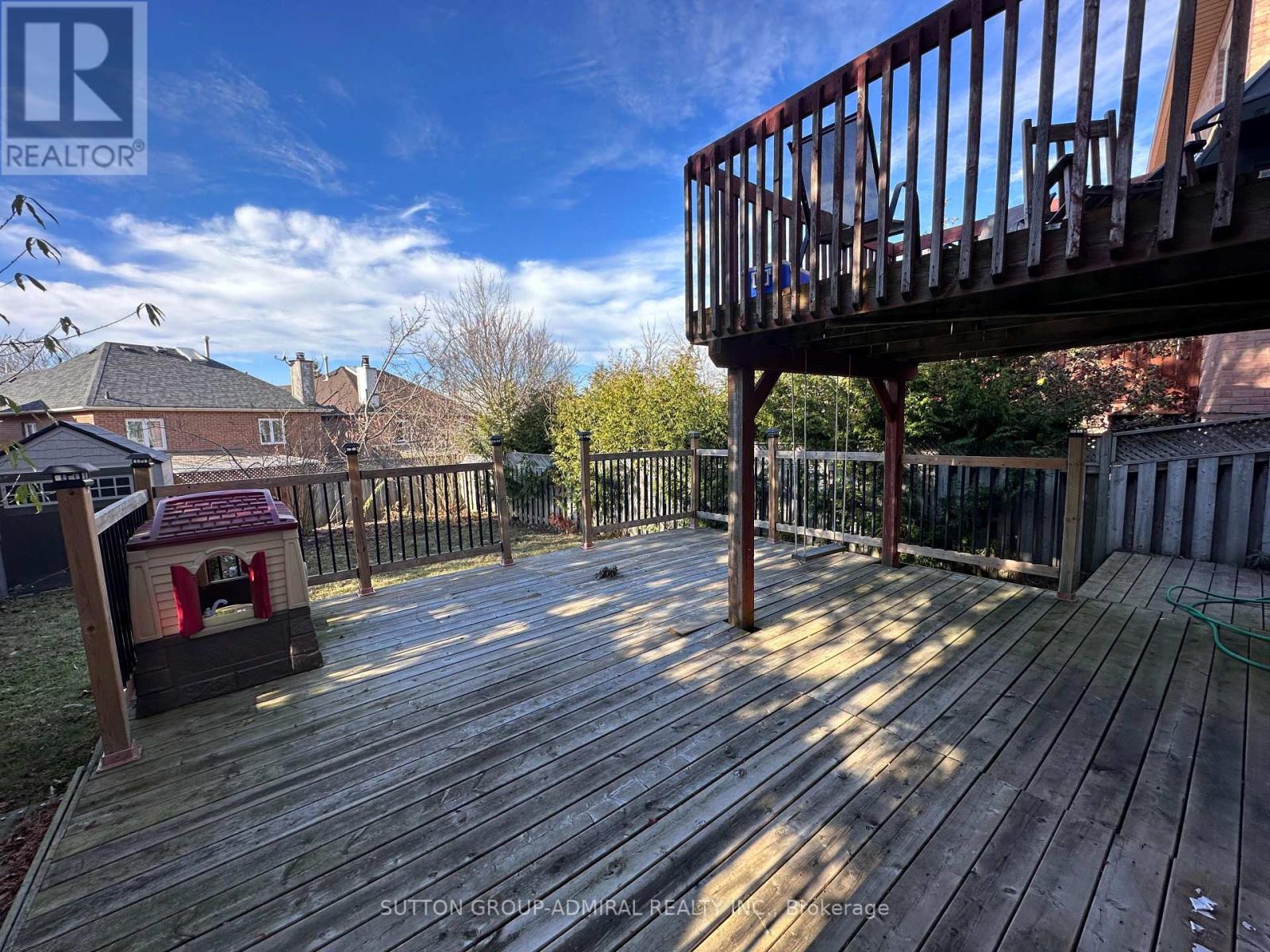 47 CHISWICK CRES