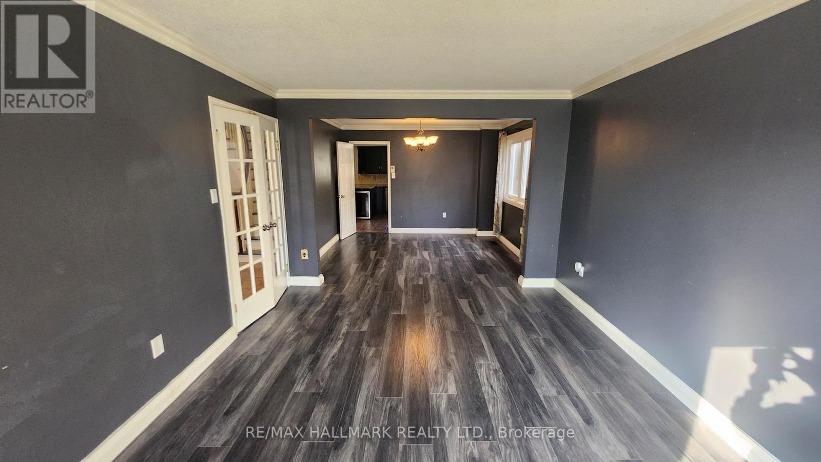 883 LESLIE VALLEY DR