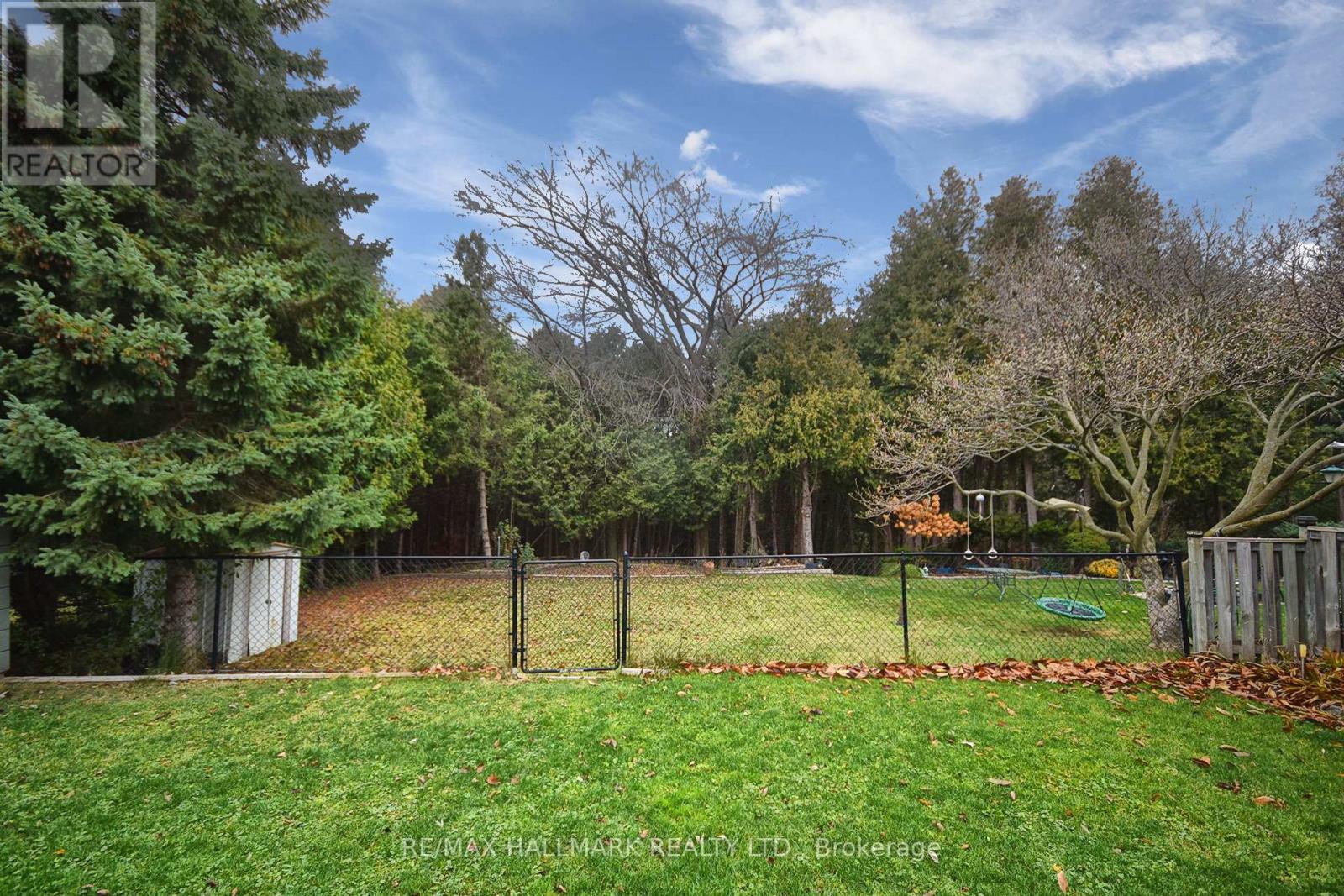 883 LESLIE VALLEY DR
