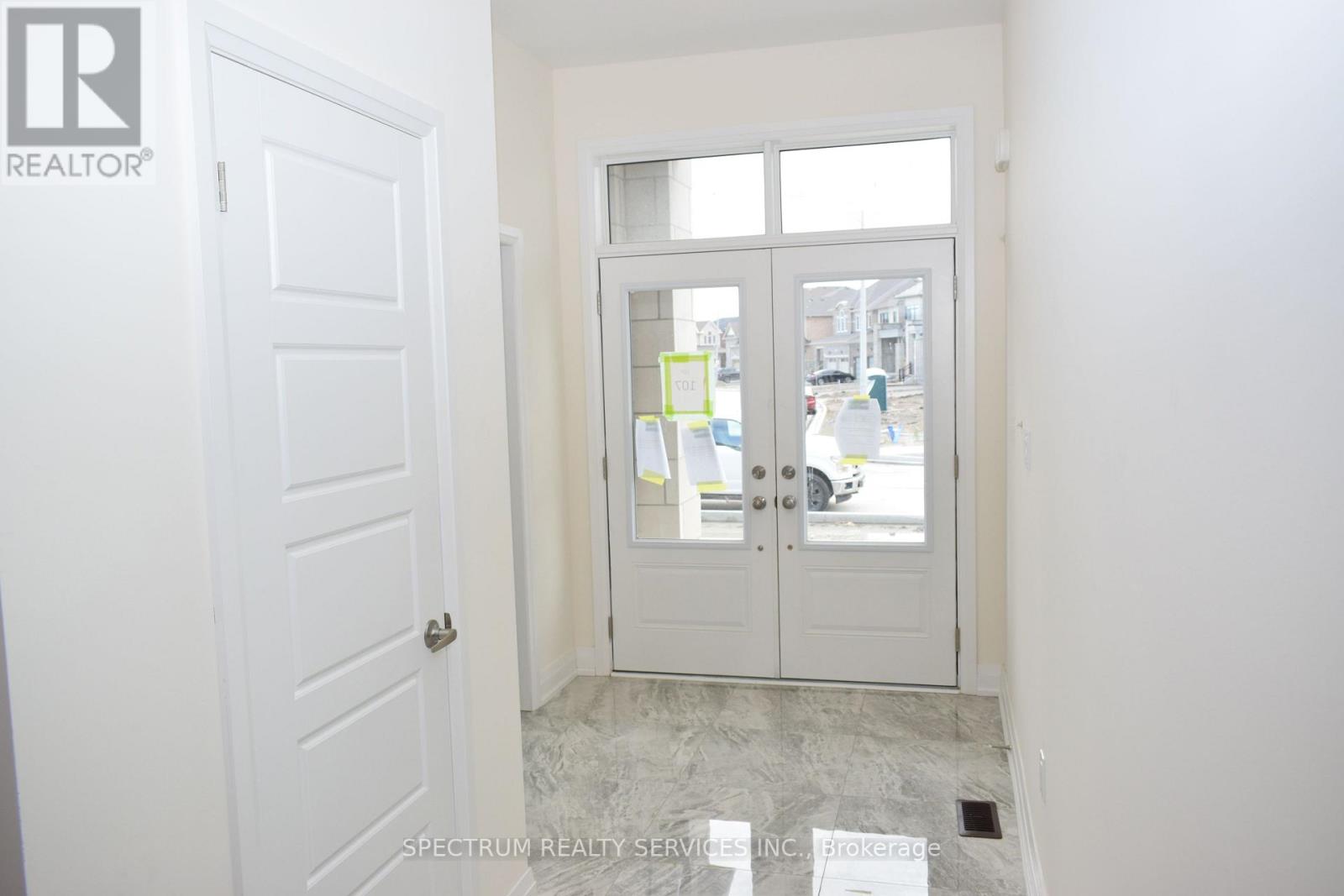 146 JONKMAN BLVD